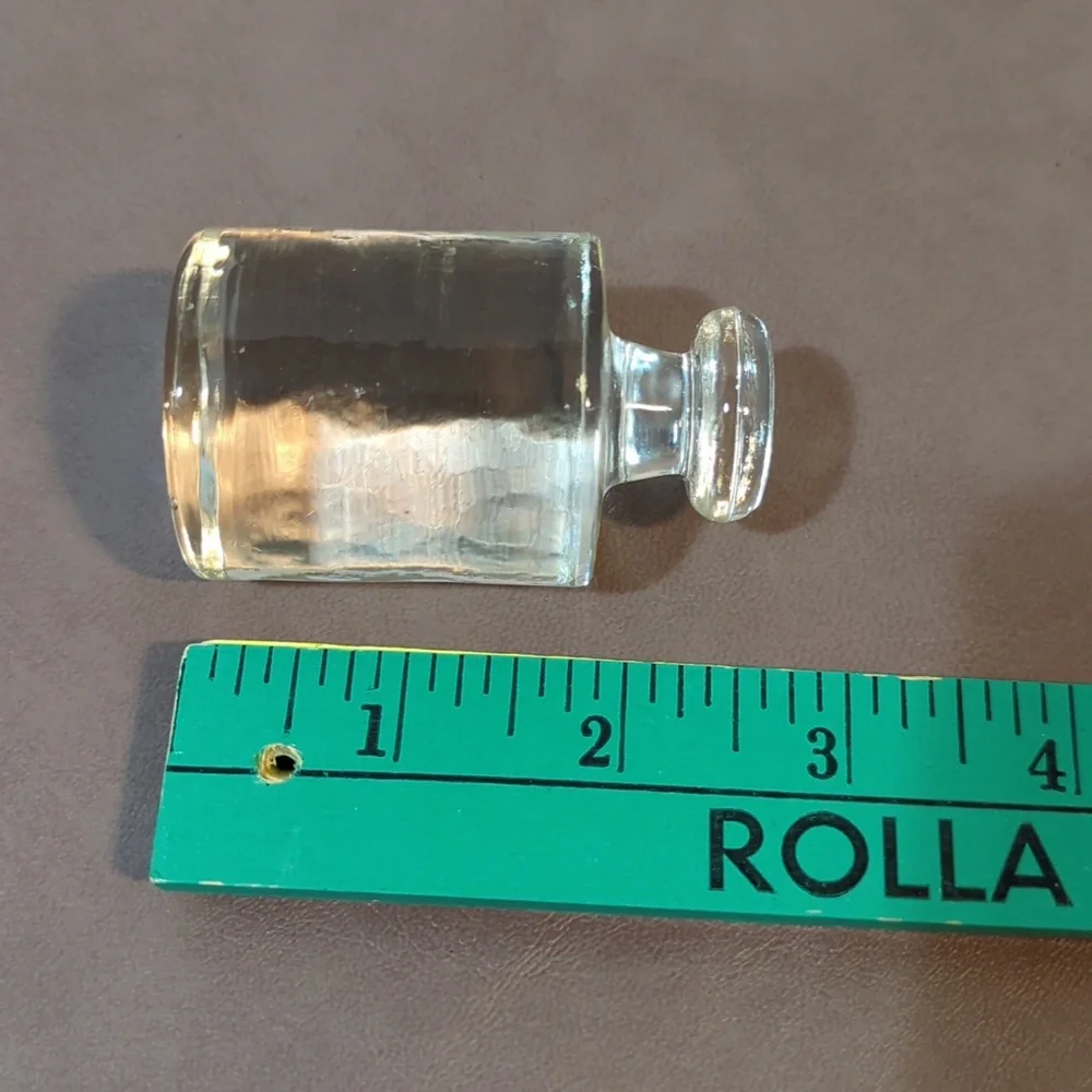 Vintage Clear Glass Scale Weight 1/2 kg Apothecary - Picture 7 of 7